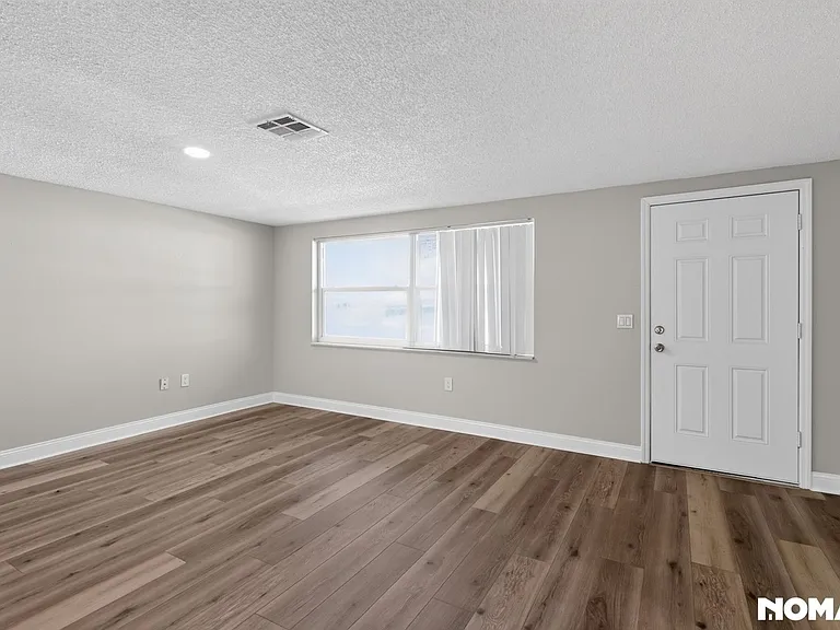 4846 Dogwood St — Photo 17