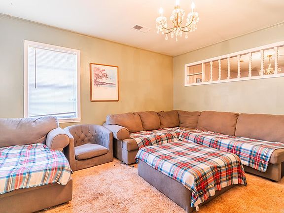 5th image of 430 Front St