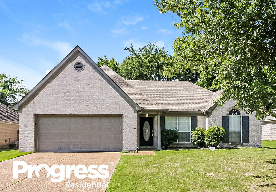 1st image of 160 Garden View Dr