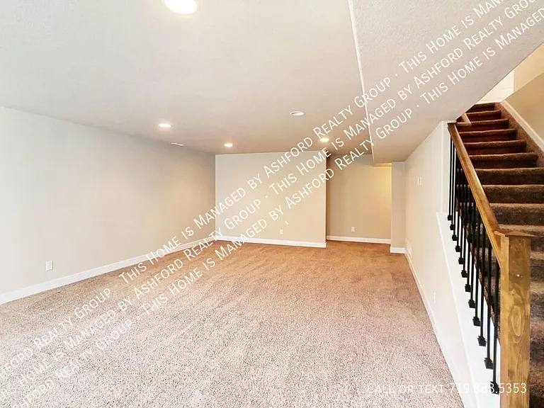 10111 Jaggar Way — Photo 9