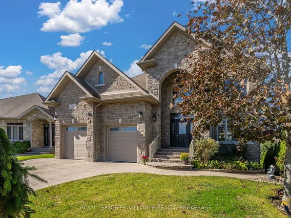 710 Kananaskis Dr, Kingston, ON K7P 0A9