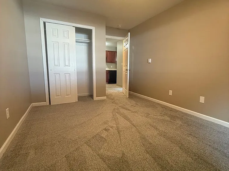 164 Barnstead Drive — Photo 3