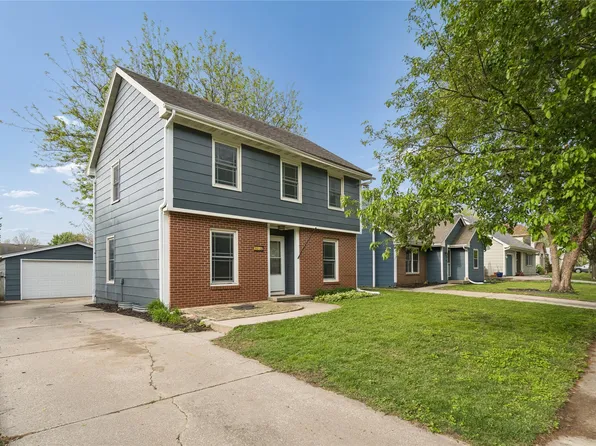 5016 Westwood Dr, West Des Moines, IA 50265