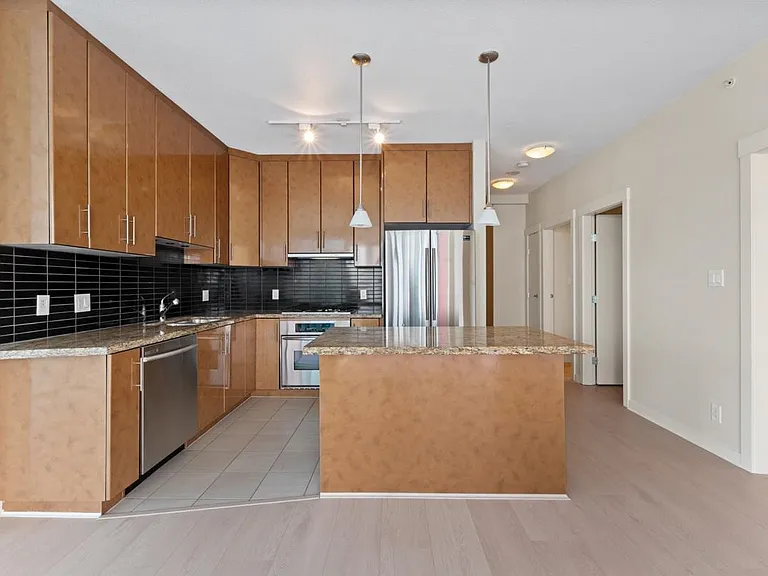 1189 Melville St #2601 — Photo 4