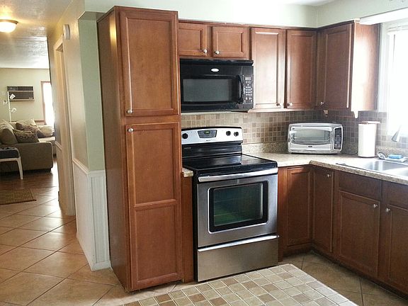 4th image of 1809 Majestic Ln