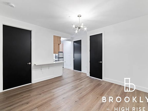 3rd image of 1286 New York Ave APT 4C