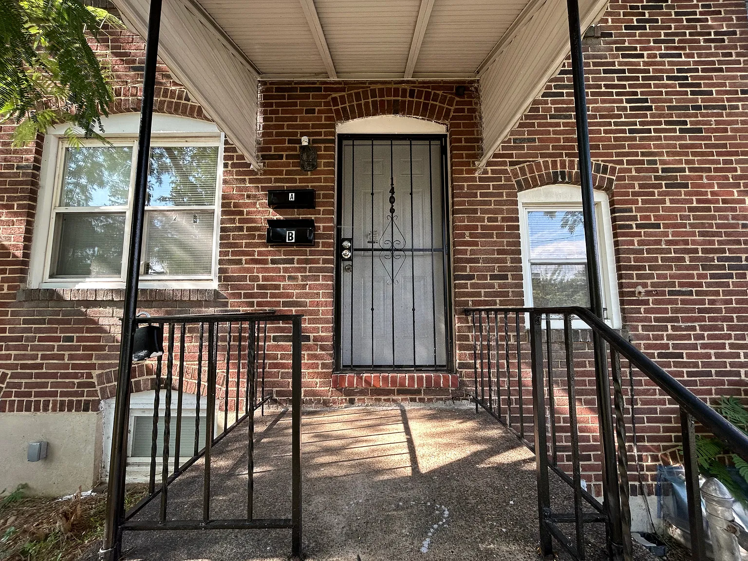 2 bed, 700 sqft, $1,250 — Photo 2