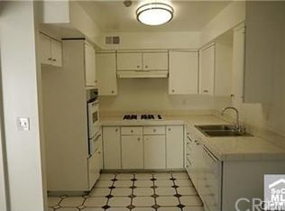 2708 Santiago Rd APT B, Fullerton, CA 92835