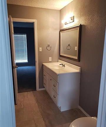 5th image of 3836 Coates Cir