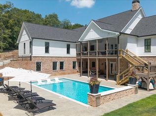 1380 Cronic Town Rd, Auburn, GA 30011