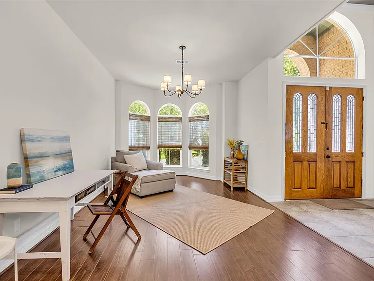129 April Point Pl — Photo 23