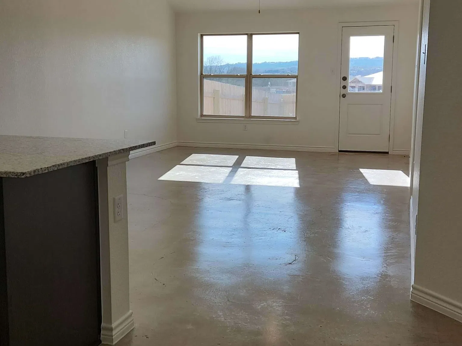 Brand New 3/2 Duplex in Copperas Cove — Photo 3