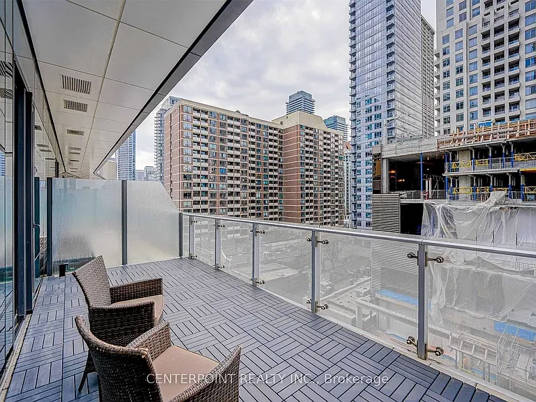 1 Bloor St E #515 — Photo 22