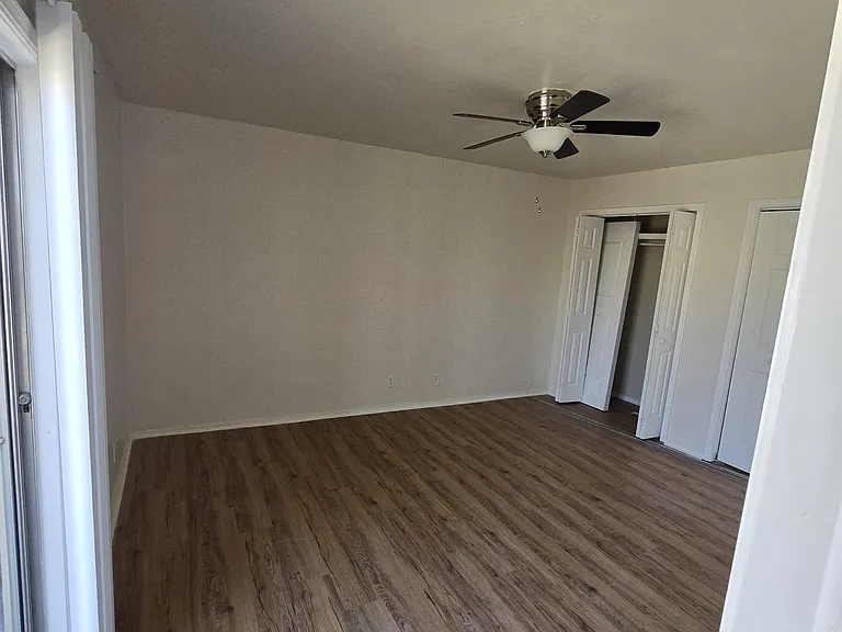 6709 S Richmond Ave #647 — Photo 8
