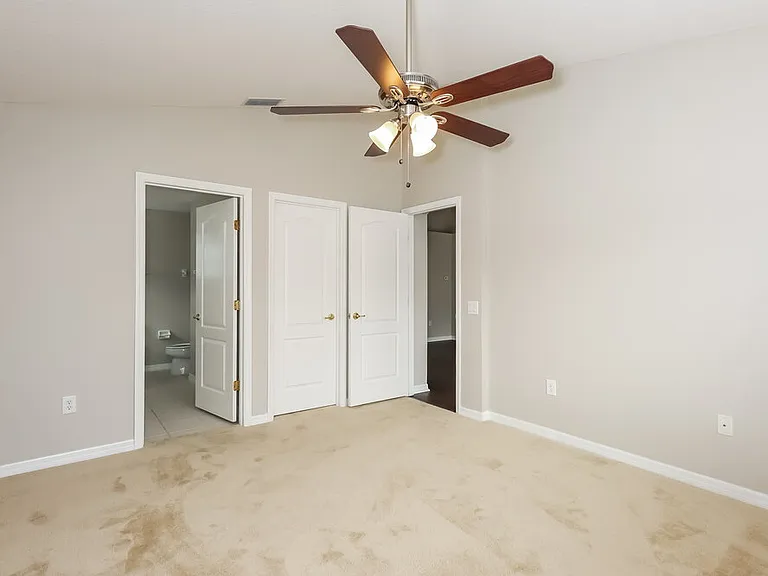 7002 Crown Lake Dr — Photo 8