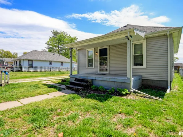 609 W Prairie St, Kincaid, IL 62540