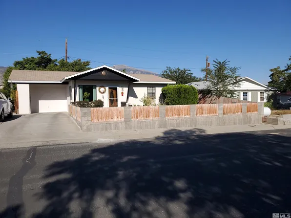 321 A St, Hawthorne, NV 89415