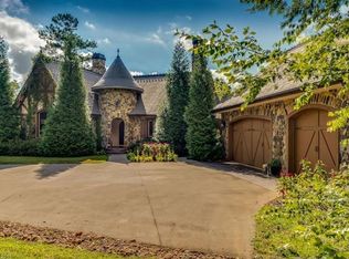 394 Rachael Belle Rd, Mill Spring, NC 28756