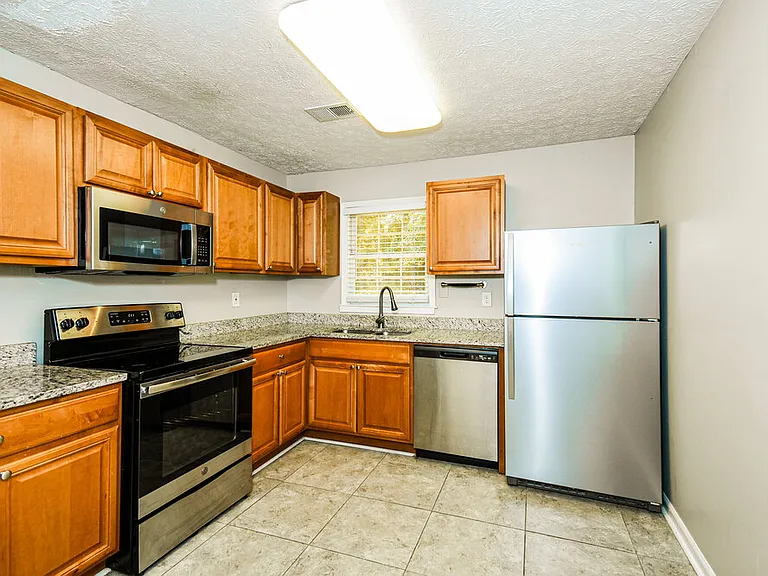 1622 Blackwell Rd — Photo 9