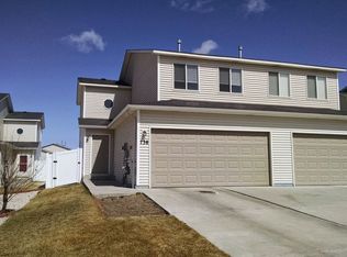 738 W 2nd St, Cheyenne, WY 82007