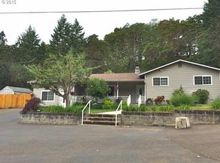 1584 Ridge Ave, Roseburg, OR 97470