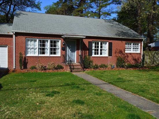 207 Woodroof Rd, Newport News, VA 23606