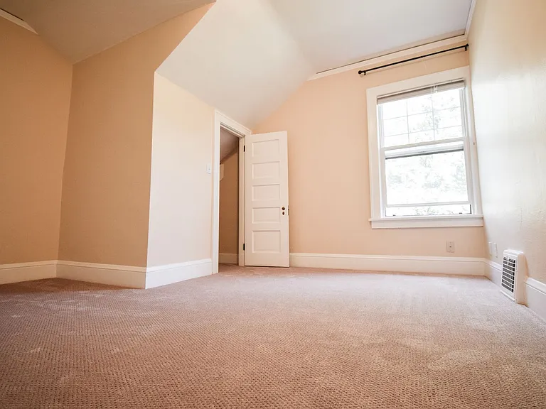 2533 NE Clackamas St #A & B — Photo 11