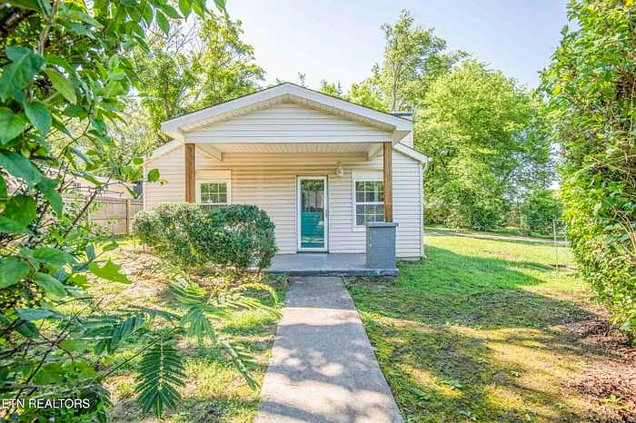 210 Dodson Ave — Photo 28