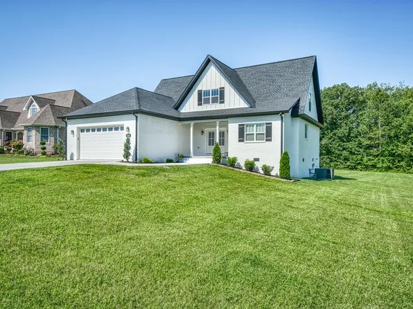 1051 Fawn Dr, Cookeville, TN 38501