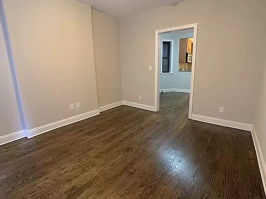 Rented by Tourma Realty LLC | media 33