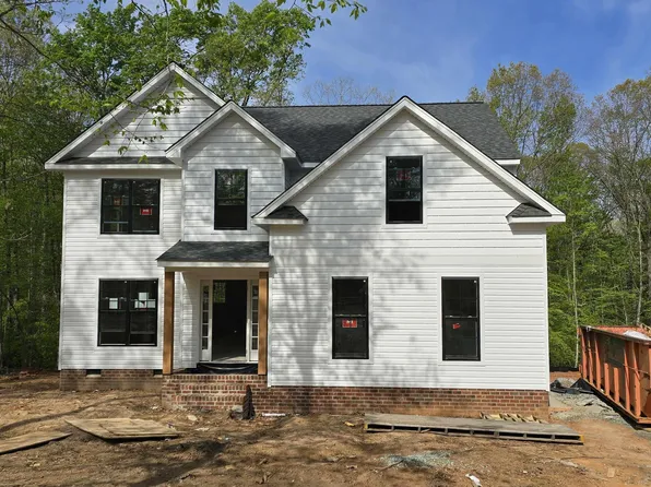 4245 Roundabout Rd, Louisa, VA 23093