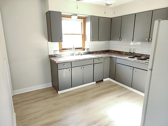 5th image of 5609 Seward St APT A