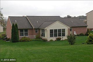 4th image of 216 Montclair Ct