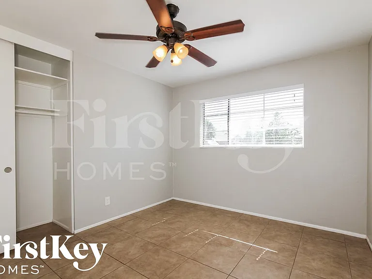 4220 W Cavalier Dr — Photo 9