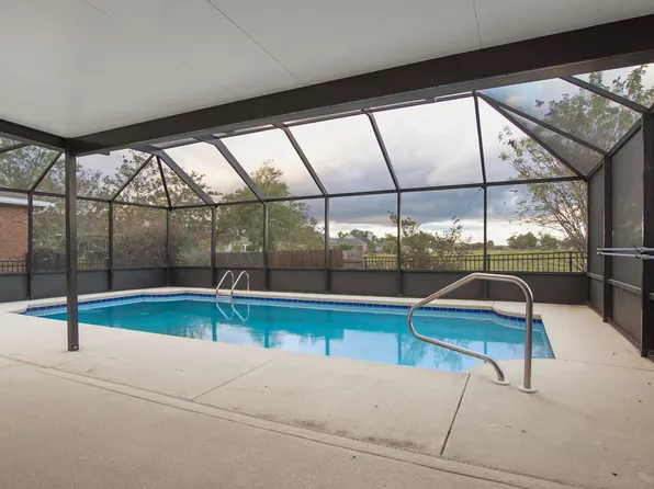 3245 Country Club Dr, Lynn Haven, FL 32444