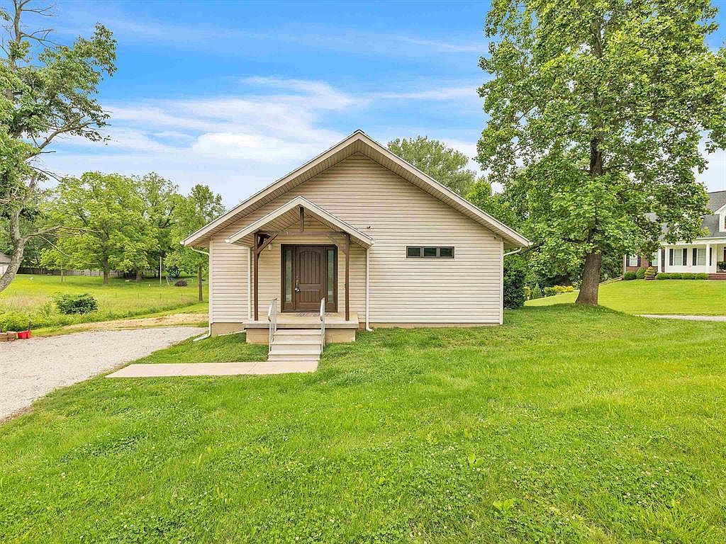 4825 Honeysuckle Ln, Owensboro, KY 42303 Zillow