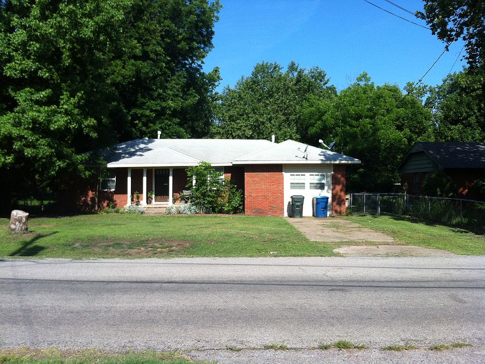 2nd image of 2105 Hughson Ave