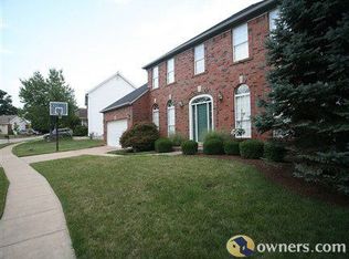 422 Brooks Glen Ct, Ballwin, MO 63021