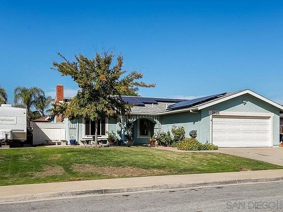 2nd image of 2626 Meadowbrook Pl
