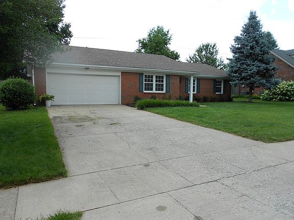 3rd image of 3425 Flintridge Dr