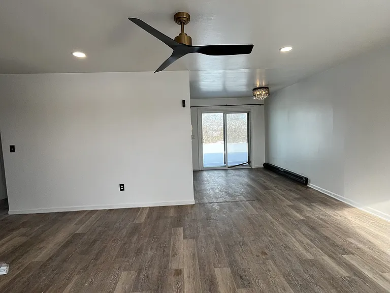 4365 Powell Rd #1 — Photo 19