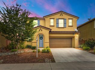 8833 Navarrin Way, Sacramento, CA 95828