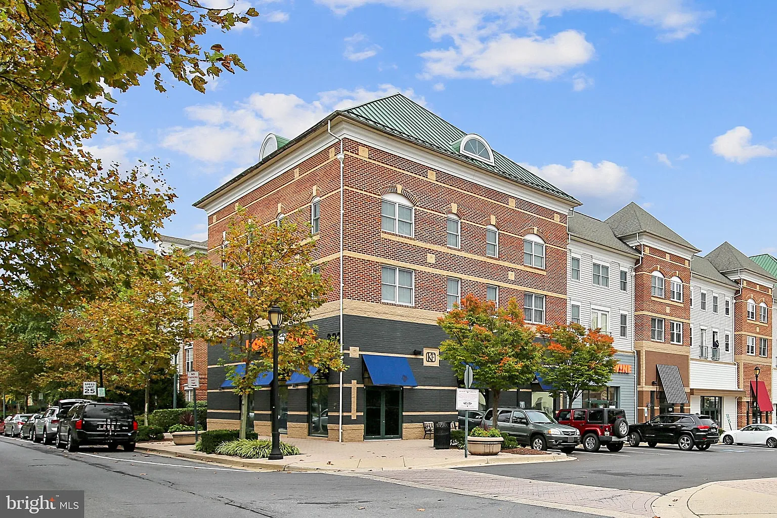302 King Farm Blvd Unit 30207 photo 1