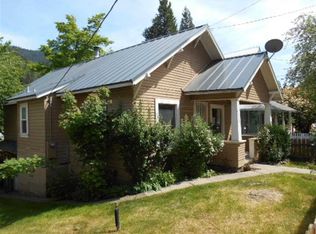 5938 Shasta Ave, Dunsmuir, CA 96025