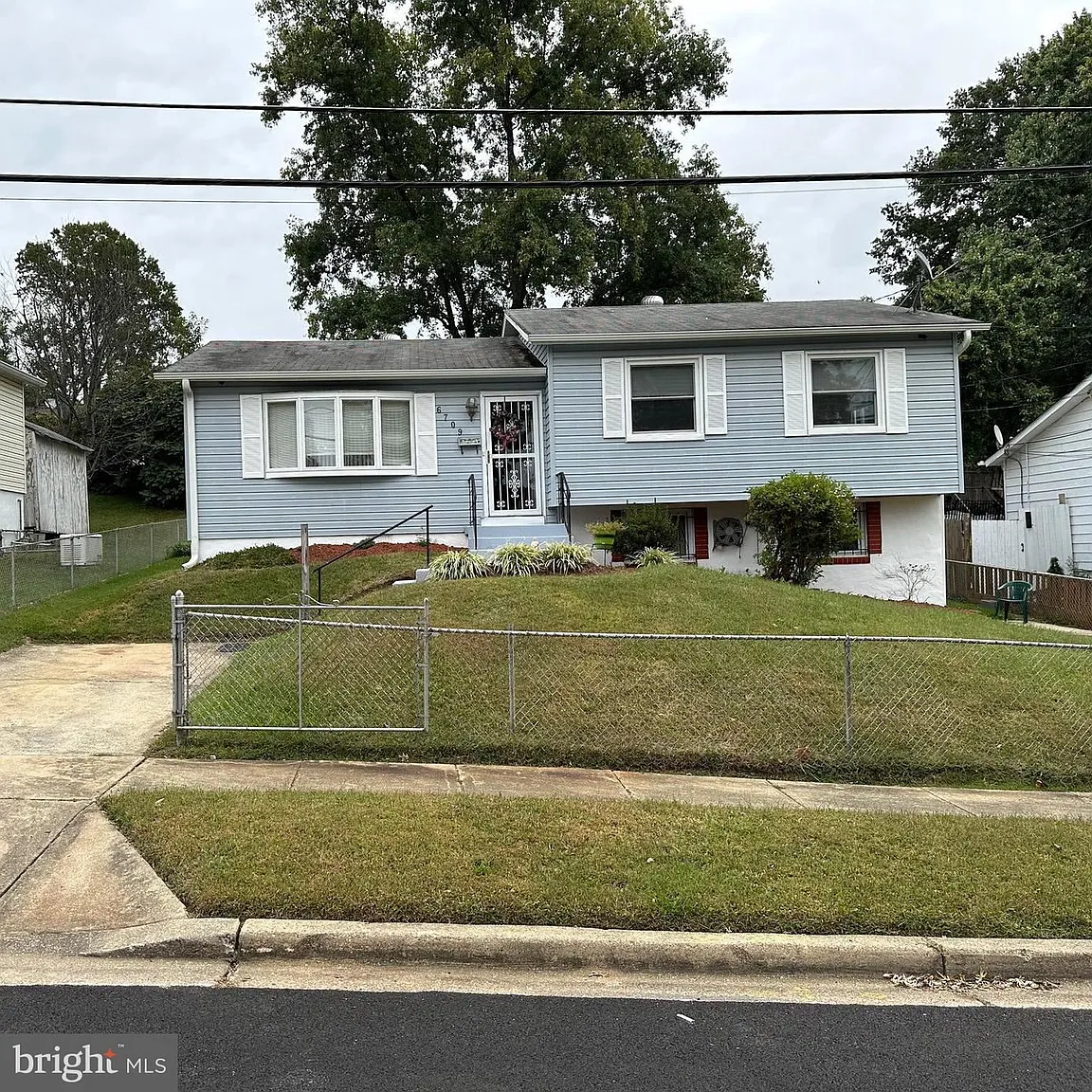6709 Hastings Dr photo 1