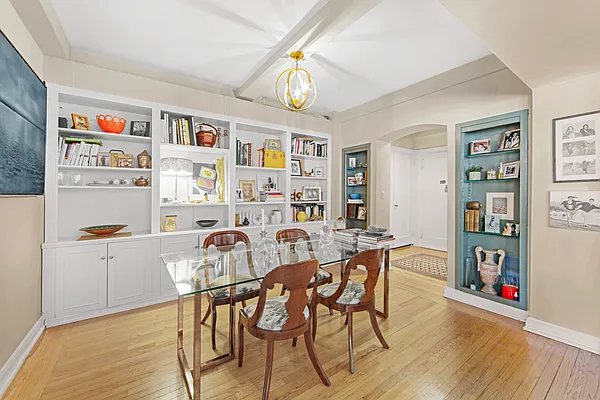 Rented by McDonagh Real Estate | media 19