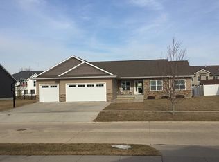 1625 Taft Dr SW, Cedar Rapids, IA 52404