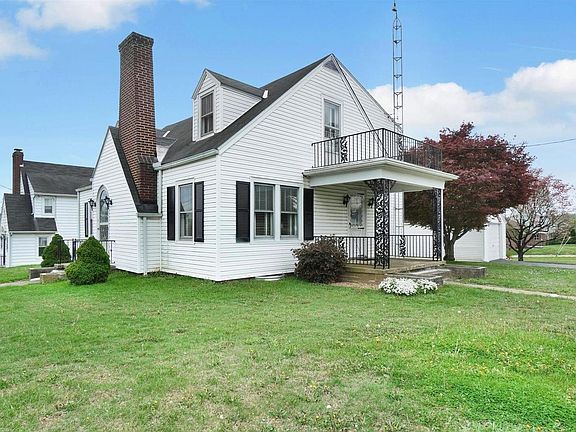 4th image of 4704 E Prospect Rd