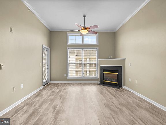 5th image of 3820 Lightfoot St Unit 419