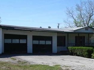 701 Westchester Rd, Taylor, TX 76574